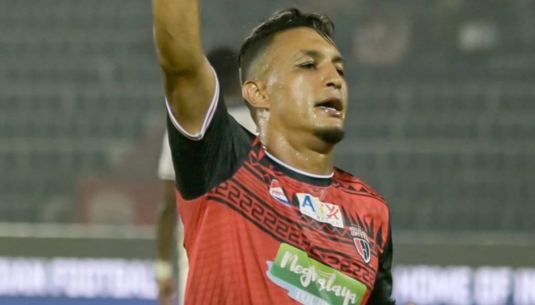 Odisha vs NorthEast United FC Match Prediction: Shocking Upset or Easy Win? 5 Odisha vs NorthEast United FC: A Ajaraie celebrating a goal.