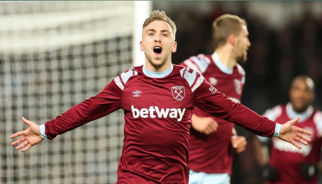 Chelsea vs West Ham: Chelsea Stuns West Ham! Dramatic Comeback Shocks Fans 2 Jarrod Bowen celebrating his goal, arms outstretched